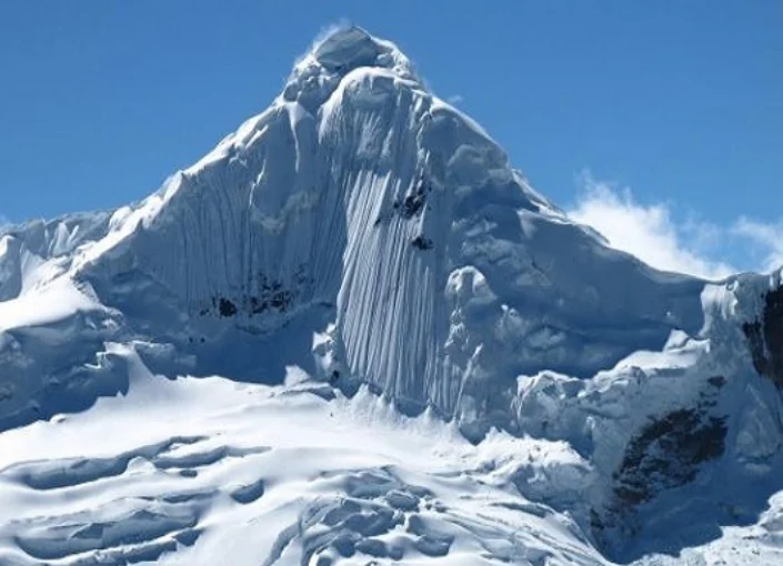 Nevado Ampay: Trekking en el Santuario Nacional de Abancay